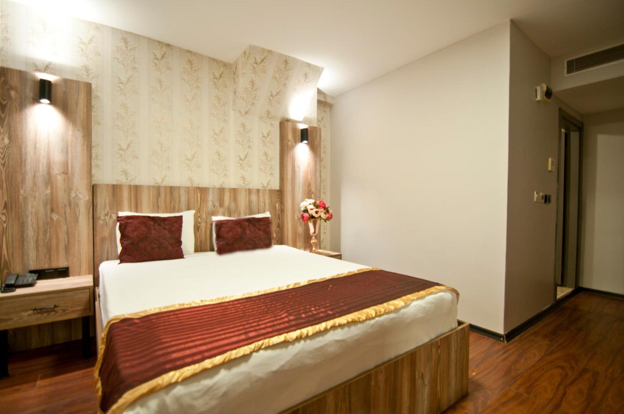 Vali Konak Hotel Istanbul Exterior photo